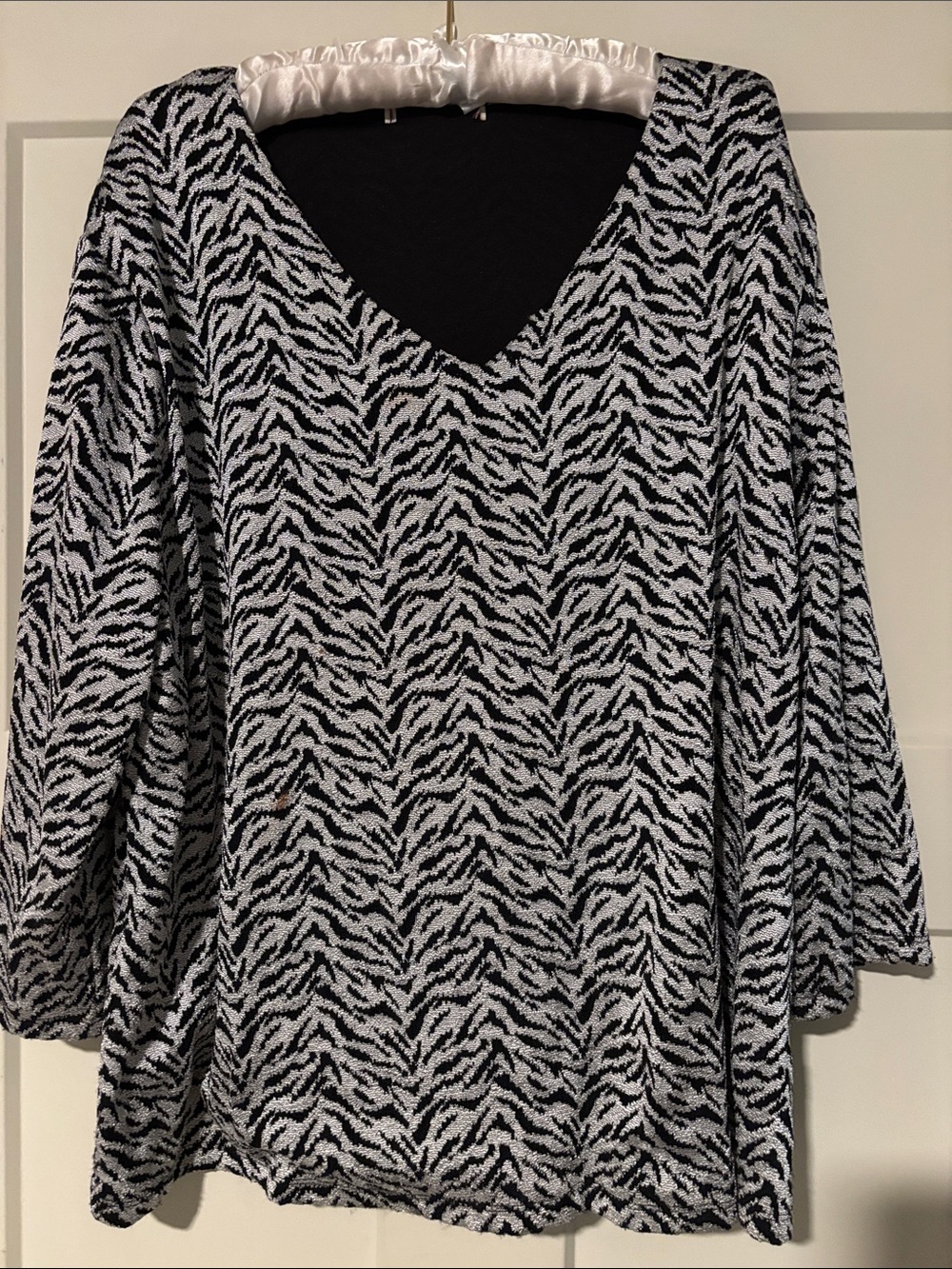 Black & White V-Neck Metallic Zebra Print Women's Top